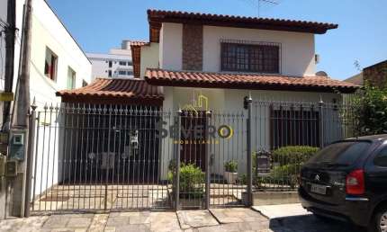 Casa de 4 quartos em Condomínio no Centro de São Gonçalo