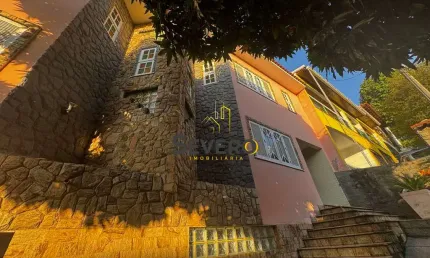 Casa com 4 quartos à venda na Rua Aluísio Neiva, Centro, São Gonçalo
