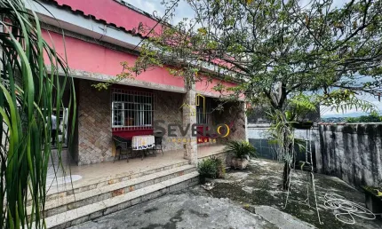 Casa com 3 quartos à venda no Antonina, São Gonçalo 