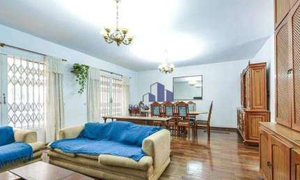 SOBRADO COM EDICULA À VENDA EM MOEMA, 242 M², 4 DORMITÓRIOS, 1 SALA, 3 BANHEIROS, 3 VAGAS