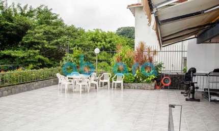Casa com 5 quartos à venda na Rua Fernando Magalhães, Jardim Botânico, Rio de Janeiro, 550 m2 por R$ 4.800.000