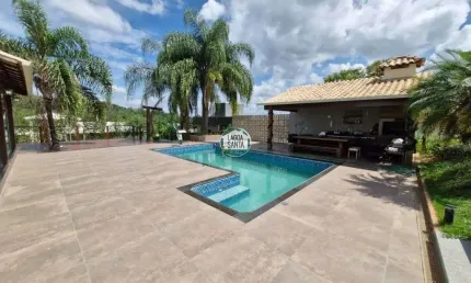 Casa com 4 dormitórios à venda, 270 m² por R$ 895.000,00 - Condomínio Vale Do Luar - Jaboticatubas/MG