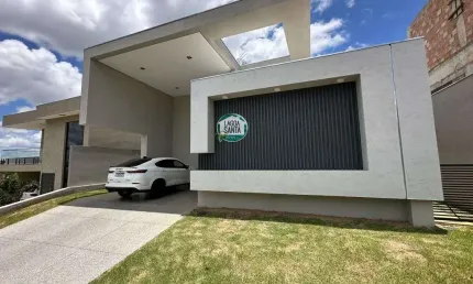 Casa com 3 dormitórios à venda, 200 m² por R$ 1.750.000 - Condomínio Gran Park - Vespasiano/MG