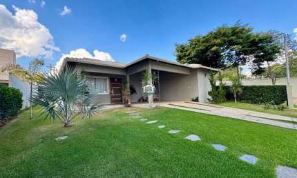 Casa com 5 dormitórios à venda, 215 m² por R$ 2.000.000 - Condomínio Mountain Village - Lagoa Santa/MG