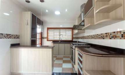 Casa em condomínio fechado com 3 quartos à venda no Piracicamirim, Piracicaba  por R$ 950.000