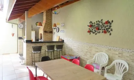 Casa com 3 quartos à venda no Parque Santa Cecília, Piracicaba  por R$ 930.000