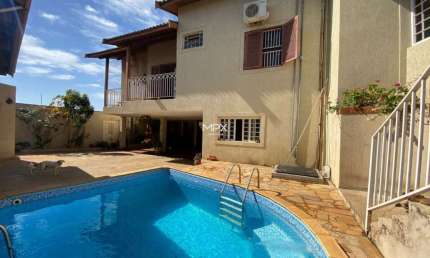 Casa com 5 quartos à venda no Parque Santa Cecília, Piracicaba  por R$ 1.200.000