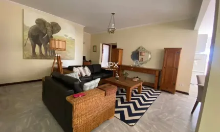 Casa com 3 quartos à venda no Centro, Águas de São Pedro  por R$ 1.200.000