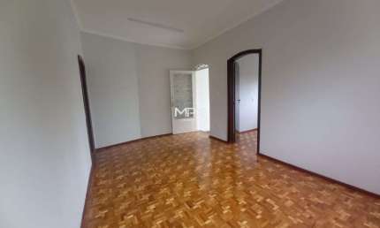 Casa comercial à venda no Centro, Piracicaba  por R$ 470.000