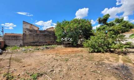Terreno à venda na Vila Rezende, Piracicaba  por R$ 535.000