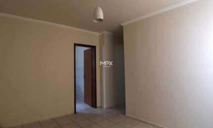 Apartamento com 3 quartos para alugar no Nova América, Piracicaba  por R$ 1.150