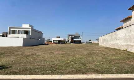 Terreno em condomínio fechado à venda no Bongue, Piracicaba  por R$ 440.000