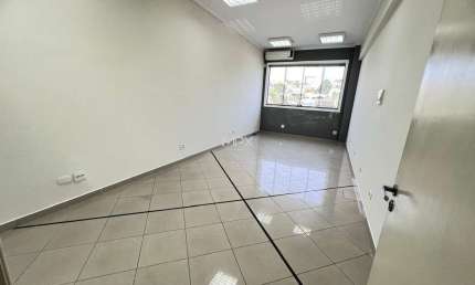 Sala comercial para alugar no Paulista, Piracicaba  por R$ 2.052