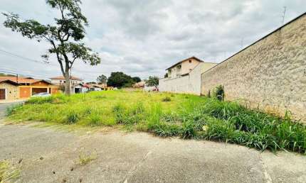 Terreno à venda no Santa Rosa, Piracicaba  por R$ 325.000