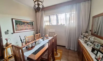 Casa com 3 quartos à venda na Vila Independência, Piracicaba  por R$ 550.000