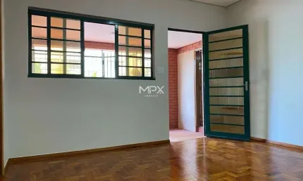 Casa com 3 quartos à venda no Alto, Piracicaba  por R$ 650.000