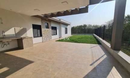 Casa em condomínio fechado com 3 quartos à venda no Bongue, Piracicaba  por R$ 1.480.000