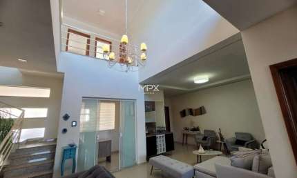Casa em condomínio fechado com 3 quartos à venda no Dois Córregos, Piracicaba  por R$ 1.300.000
