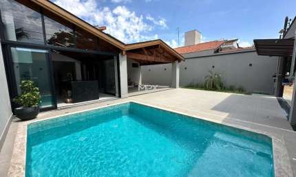 Casa em condomínio fechado com 3 quartos à venda no Dois Córregos, Piracicaba  por R$ 1.480.000