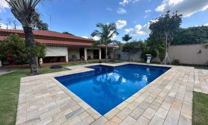 Casa em condomínio fechado com 4 quartos à venda no Campestre, Piracicaba  por R$ 1.600.000