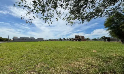 Terreno em condomínio fechado à venda na Quinta do Engenho, Rio das Pedras  por R$ 202.000