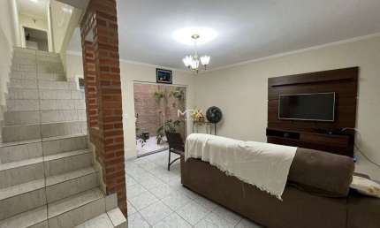 Casa com 2 quartos à venda na Vila Rezende, Piracicaba  por R$ 435.000