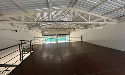 Barracão / Galpão / Depósito para alugar na Vila Industrial, Piracicaba  por R$ 5.500