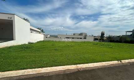 Terreno em condomínio fechado à venda no Jardim Planalto, Piracicaba  por R$ 834.600