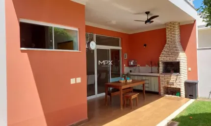 Casa em condomínio fechado com 3 quartos à venda no Jardim São Francisco, Piracicaba  por R$ 900.000