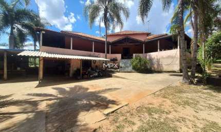 Chácara / sítio com 2 quartos à venda no Centro, São Pedro  por R$ 900.000
