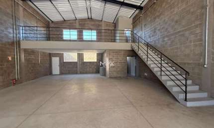 Barracão / Galpão / Depósito para alugar no Jardim Caxambu, Piracicaba  por R$ 4.900