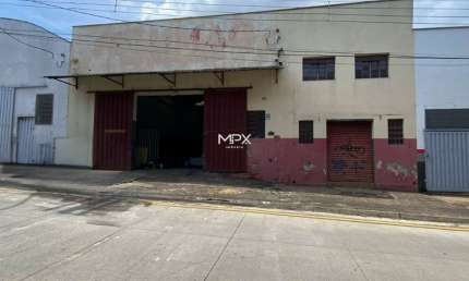 Sala comercial à venda no Areião, Piracicaba  por R$ 420.000