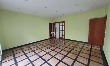 Casa com 3 quartos à venda no Centro, Piracicaba  por R$ 690.000