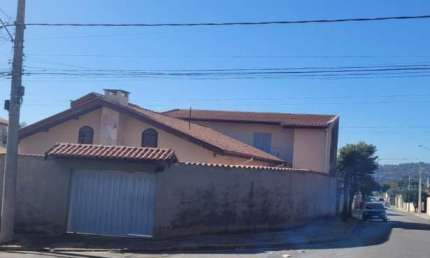 Casa com 2 quartos à venda na Vila Santa Terezinha, Várzea Paulista  por R$ 636.000