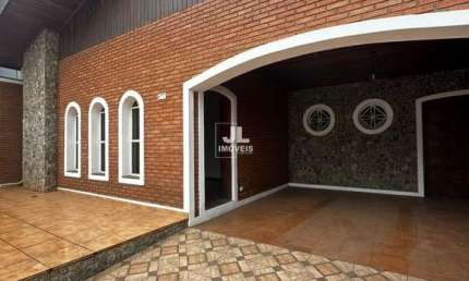 Casa com 3 quartos à venda no Centro, Campo Limpo Paulista  por R$ 1.200.000