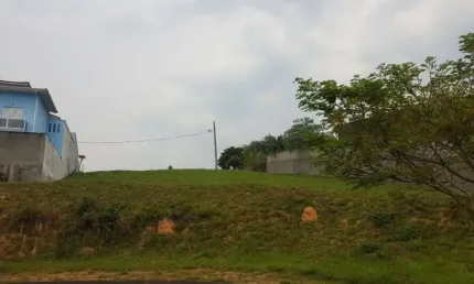 Terreno à venda no Jardim Promeca, Várzea Paulista  por R$ 255.000