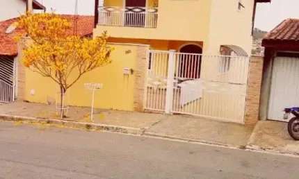 Casa com 3 quartos à venda na Vila Olímpia, Campo Limpo Paulista  por R$ 600.000