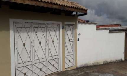 Casa com 4 quartos à venda no Jardim Europa, Campo Limpo Paulista  por R$ 1.200.000