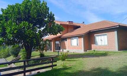 Chácara / sítio com 4 quartos à venda no Estância Figueira Branca, Campo Limpo Paulista  por R$ 1.500.000