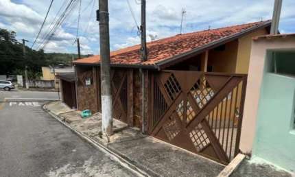 Casa com 5 quartos à venda no Jardim São Conrado, Campo Limpo Paulista  por R$ 580.000