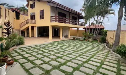 Casa com 4 quartos à venda no Jardim Paulista, Campo Limpo Paulista  por R$ 1.100.000