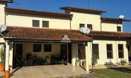 Casa em condomínio fechado com 3 quartos à venda no Jardim Santa Lúcia, Campo Limpo Paulista  por R$ 460.000