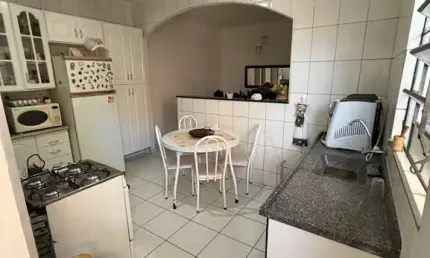 Casa com 6 quartos à venda no Jardim Vitória, Campo Limpo Paulista  por R$ 500.000