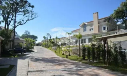 Casa em condomínio fechado com 6 quartos à venda na Avenida Coronel Marcos, 1645, Pedra Redonda, Porto Alegre, 491 m2 por R$ 5.950.000