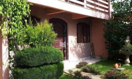 Sobrado com 4 dormitórios à venda, 250 m² por R$ 479.000,00 - Formosa - Alvorada/RS