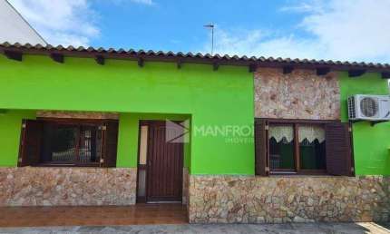 Casa com 3 dormitórios à venda, 164 m² por R$ 405.000,00 - Sumaré - Alvorada/RS