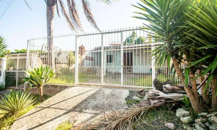 Casa com 2 dormitórios à venda, 72 m² por R$ 191.500,00 - Porto Verde - Alvorada/RS