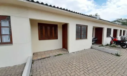 Casa com 2 dormitórios à venda, 48 m² por R$ 235.000,00 - Piratini - Alvorada/RS