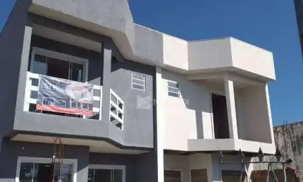 Sobrado com 3 dormitórios à venda, 120 m² por R$ 370.000,00 - Americana - Alvorada/RS