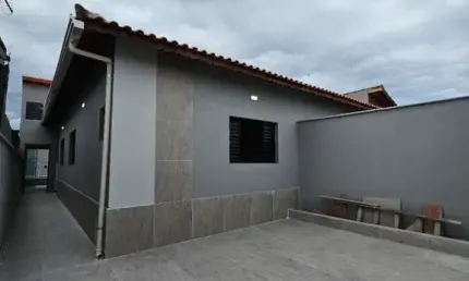 Casa para Venda em Mongaguá, Balneário Flórida Mirim, 3 dormitórios, 1 suíte, 2 banheiros, 2 vagas